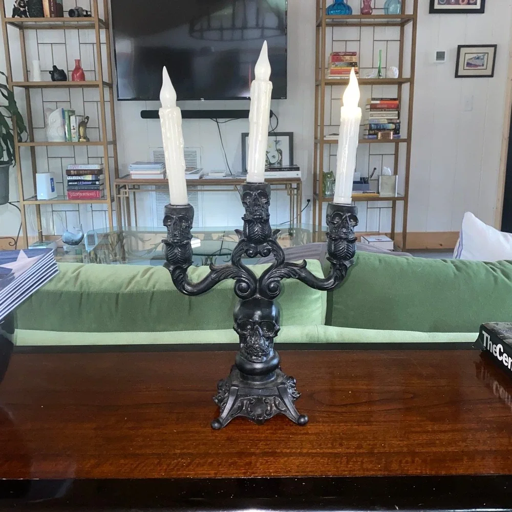 Halloween Skull Candelabra Decor OS Black Excellent LED Flameless Gothic Spooky